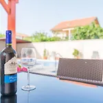 Apartman Odesa With Shared Pool