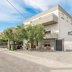 Apartman Odesa With Shared Pool