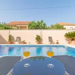 Apartman Odesa With Shared Pool