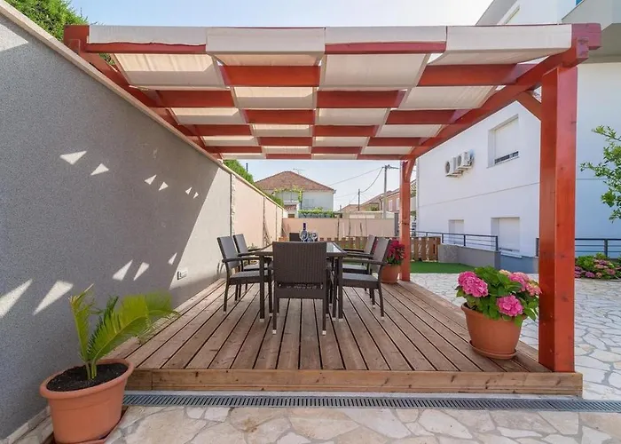 شقة Odesa With Shared Pool *