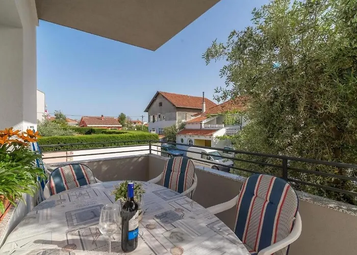 Odesa With Shared Pool شقة *