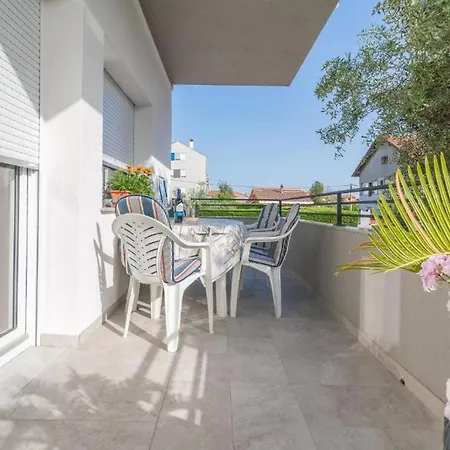 Odesa With Shared Pool Appartement *