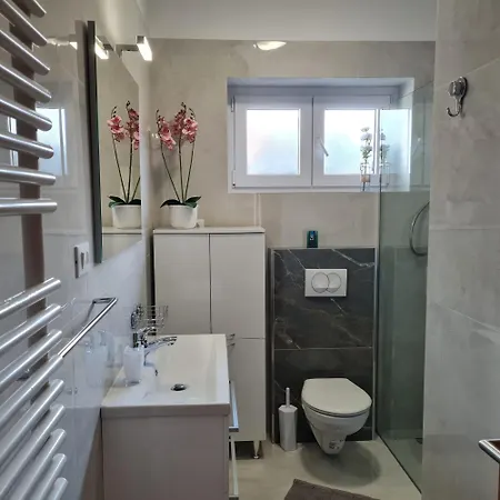 Odesa With Shared Pool