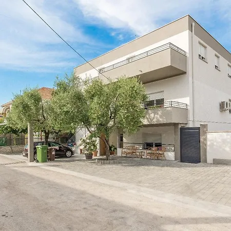 Apartament Odesa With Shared Pool