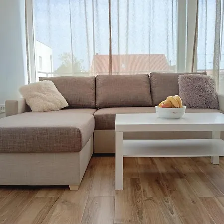 Odesa With Shared Pool Appartement