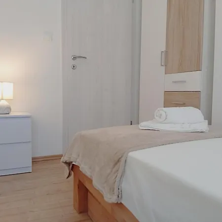 Odesa With Shared Pool Appartement *