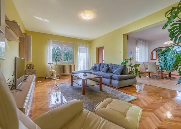 Апартаменты Odesa With Shared Pool *