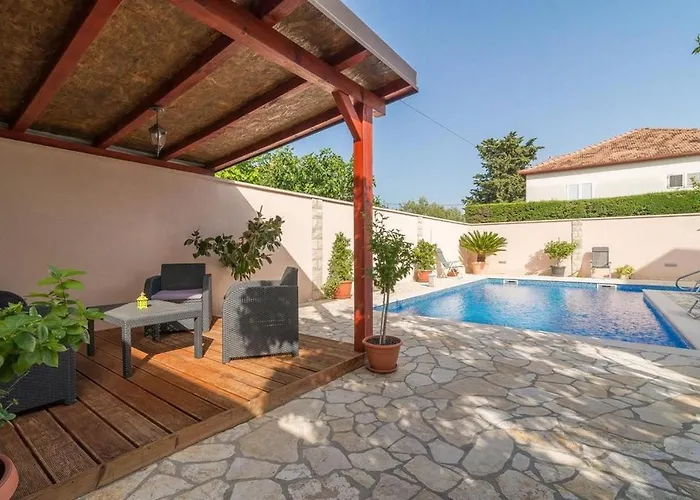 Апартаменты Odesa With Shared Pool